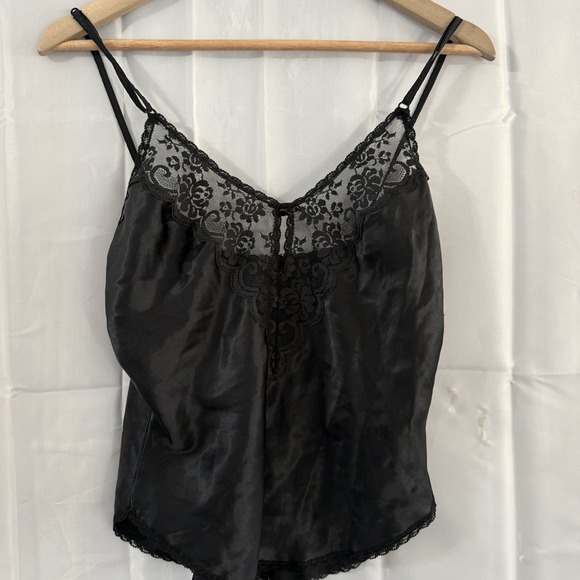 Maidenform | Intimates & Sleepwear | Vintage Chantilly Maidenform Black ...